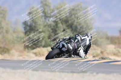 media/Oct-04-2025-CVMA (Sat) [[408bcdd6e4]]/Race 13-Amateur Supersport Open/